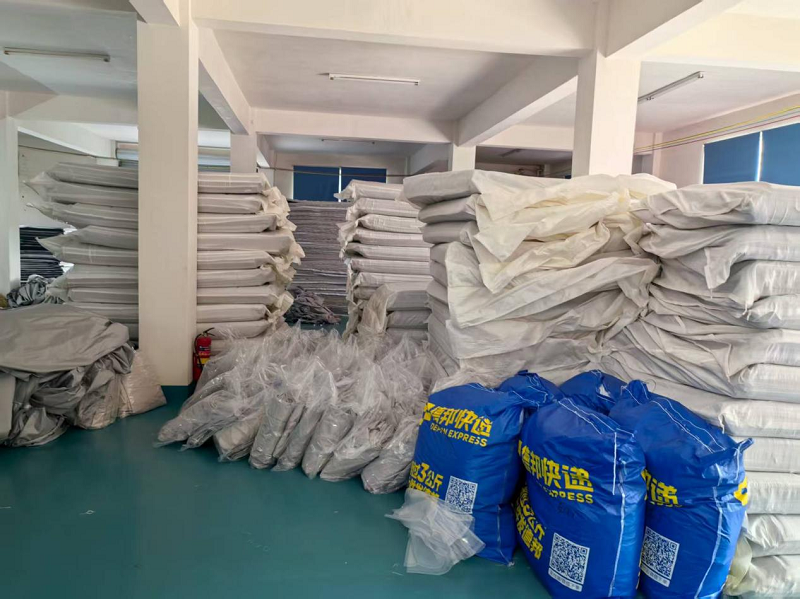 成品打包待发 成品打包待发